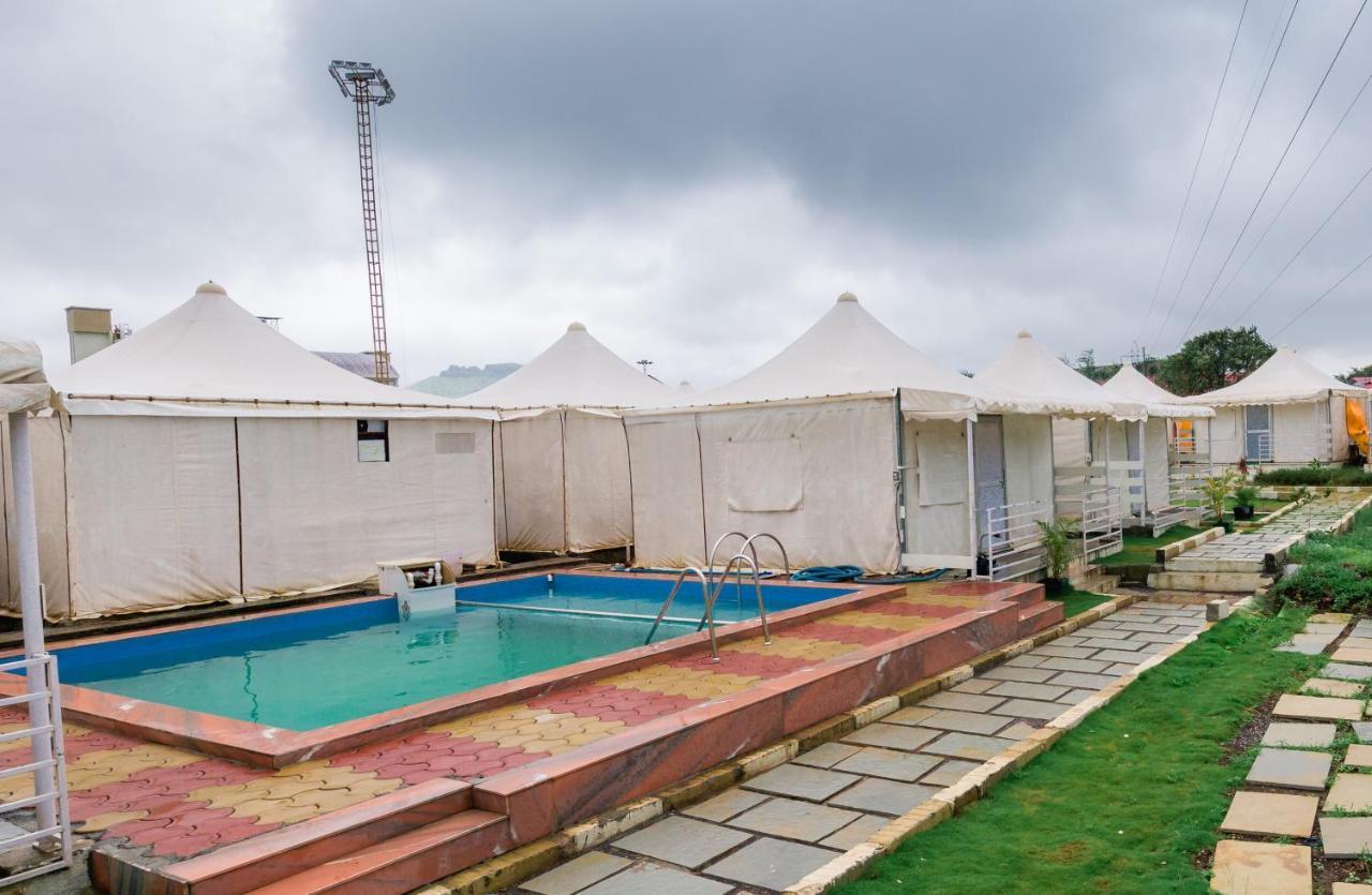 1 India Resort, イガットプリ エクステリア 写真