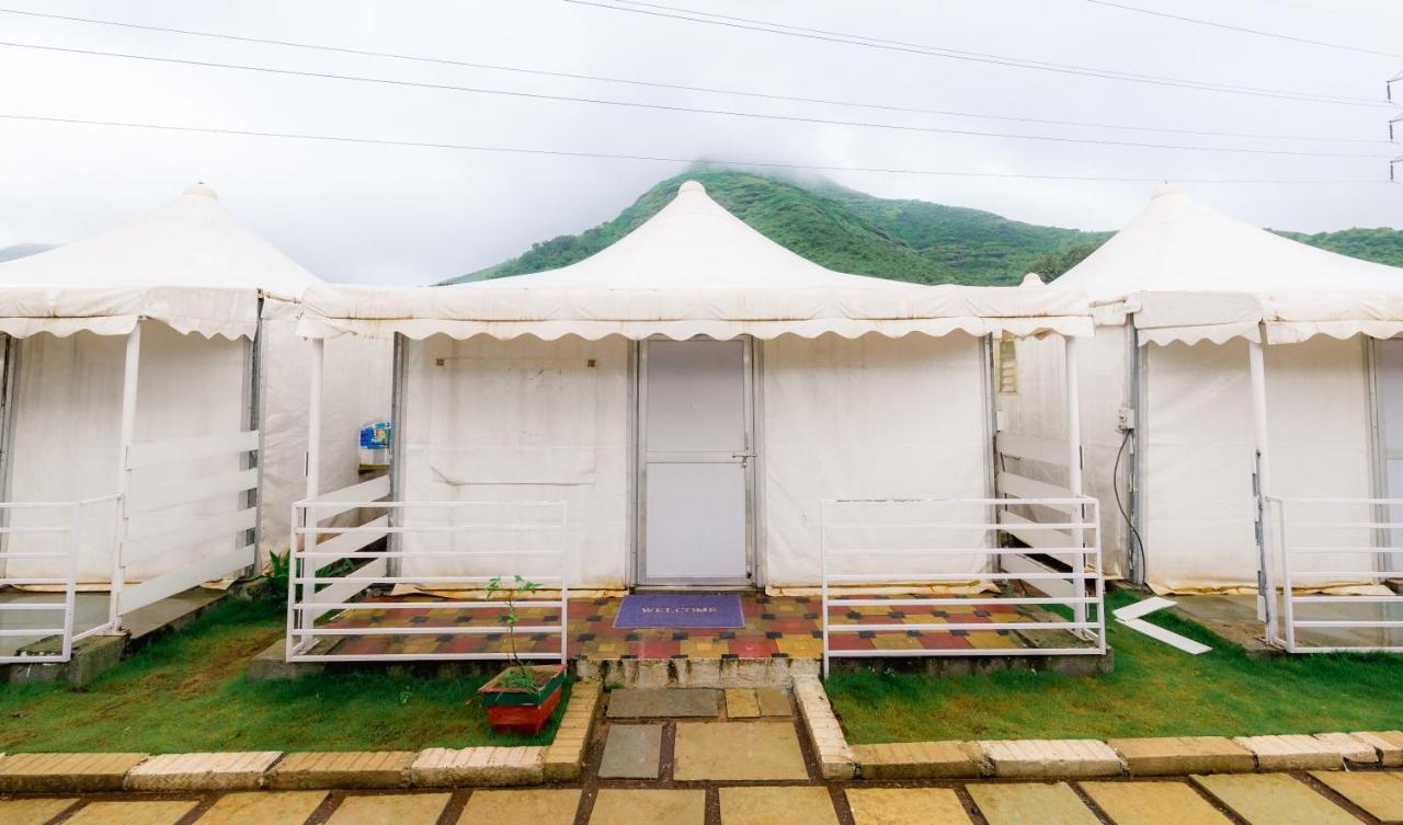 1 India Resort, イガットプリ エクステリア 写真