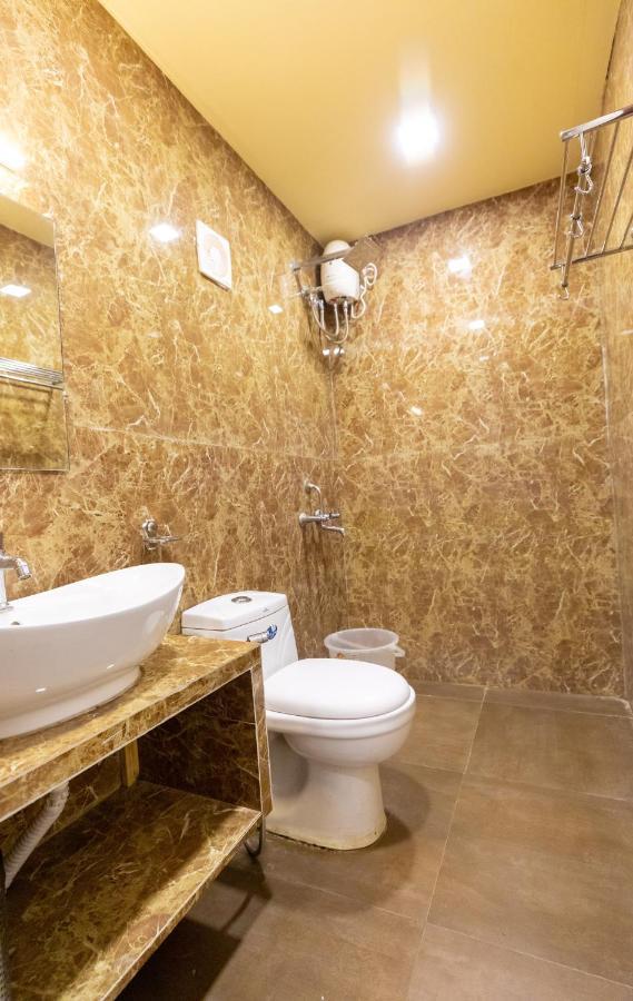 1 India Resort, イガットプリ エクステリア 写真